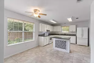 9277 Hansel Dr, Navarre, FL 32566 - Photo 14