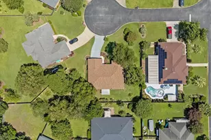 9277 Hansel Dr, Navarre, FL 32566 - Photo 46