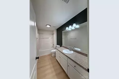 6130 Ashton Woods Cir #1, Milton, FL 32570 - Photo 8