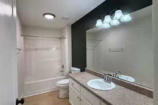 6130 Ashton Woods Cir, Milton, FL 32570 - Photo 8