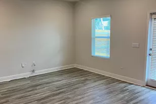 1202 Fairchild Vlg Dr, Pensacola, FL 32504 - Photo 2