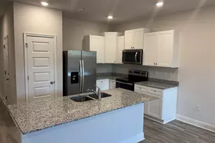 1202 Fairchild Vlg Dr, Pensacola, FL 32504 - Photo 4