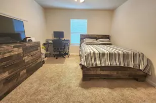 5379 Peach Dr, Pace, FL 32571 - Photo 10