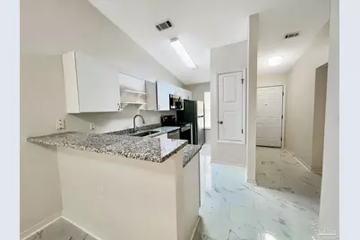 8124 Heirloom Dr, Pensacola, FL 32514 - Photo 2