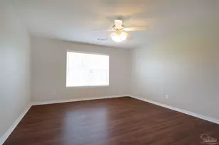630 Downhaul Dr, Pensacola, FL 32507 - Photo 10