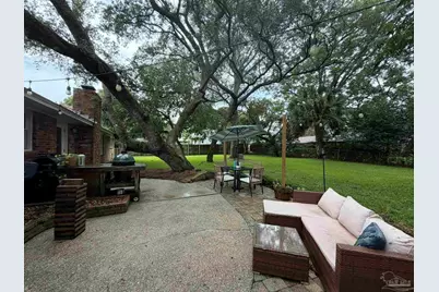 208 Hibiscus Ave, Gulf Breeze, FL 32561 - Photo 4