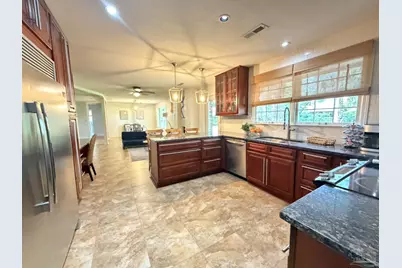 208 Hibiscus Ave, Gulf Breeze, FL 32561 - Photo 18