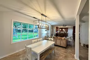 208 Hibiscus Ave, Gulf Breeze, FL 32561 - Photo 12