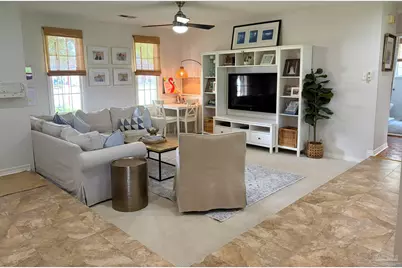 208 Hibiscus Ave, Gulf Breeze, FL 32561 - Photo 10
