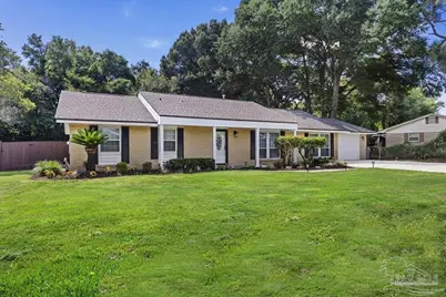 5431 Tomlinson Dr, Pensacola, FL 32526 - Photo 2