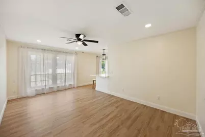5431 Tomlinson Dr, Pensacola, FL 32526 - Photo 14