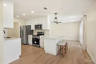 5431 Tomlinson Dr, Pensacola, FL 32526 - Photo 10