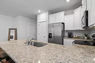 1638 Iroquois Ct, Pensacola, FL 32534 - Photo 8