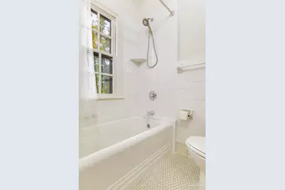 1515 E Lakeview Ave, Pensacola, FL 32503 - Photo 18