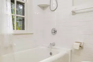 1515 E Lakeview Ave, Pensacola, FL 32503 - Photo 18