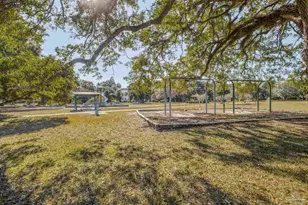 1515 E Lakeview Ave, Pensacola, FL 32503 - Photo 36