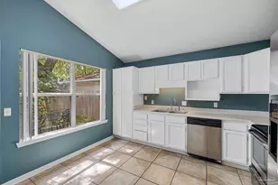 6146 The Oaks Ln, Pensacola, FL 32504 - Photo 16