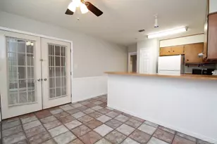 5250 Powrie Dr, Pensacola, FL 32504 - Photo 6