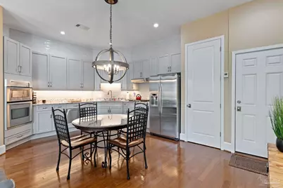 207 W Jackson St #11, Pensacola, FL 32501 - Photo 8