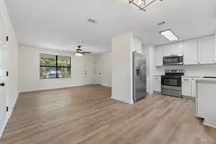 5429 Camille Gardens Cir, Milton, FL 32570 - Photo 18