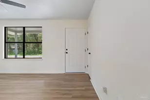 5429 Camille Gardens Cir, Milton, FL 32570 - Photo 12