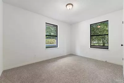 5429 Camille Gardens Cir, Milton, FL 32570 - Photo 24