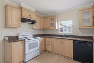 811 N D St, Pensacola, FL 32501 - Photo 16