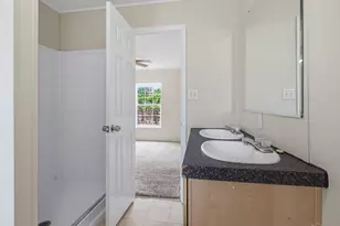 811 N D St, Pensacola, FL 32501 - Photo 36