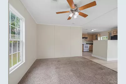 811 N D St, Pensacola, FL 32501 - Photo 14