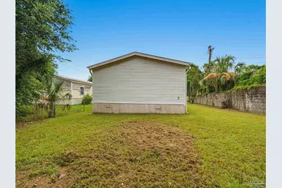 811 N D St, Pensacola, FL 32501 - Photo 40