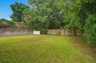 811 N D St, Pensacola, FL 32501 - Photo 38