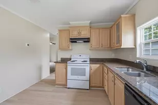 811 N D St, Pensacola, FL 32501 - Photo 20