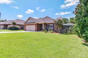 909 Deniro Court, Cantonment, FL 32533 - Photo 4