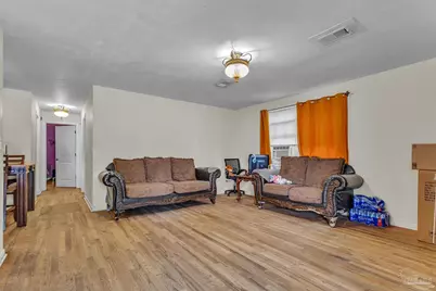 1815 W Wright St, Pensacola, FL 32502 - Photo 2