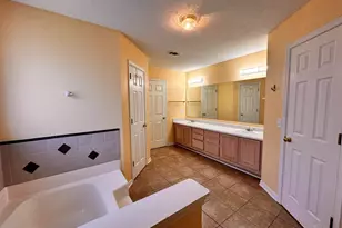 10878 Country Ostrich Dr, Pensacola, FL 32534 - Photo 10
