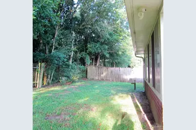 10878 Country Ostrich Dr, Pensacola, FL 32534 - Photo 18