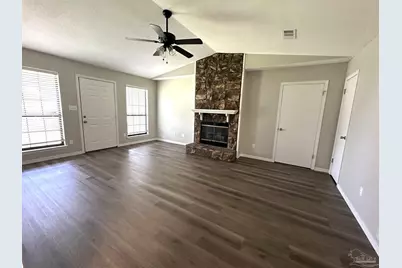 10150 Candlestick Ln, Pensacola, FL 32514 - Photo 4