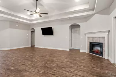 9122 Tara Cir, Milton, FL 32583 - Photo 8