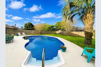 1406 Connemara Cir, Gulf Breeze, FL 32563 - Photo 2