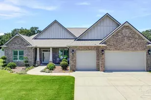 7604 N Shores Dr, Navarre, FL 32566 - Photo 1