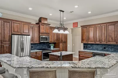7604 North Shores Dr, Navarre, FL 32566 - Photo 8