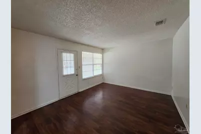 6288 Hamilton Bridge Rd #304, Milton, FL 32570 - Photo 2