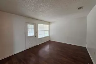 6288 Hamilton Bridge Rd, Milton, FL 32570 - Photo 2