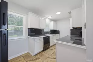 5306 Bristol Ave, Pensacola, FL 32505 - Photo 10