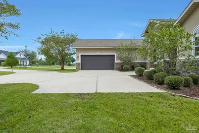 1968 Crown Pointe Blvd, Pensacola, FL 32506 - Photo 4