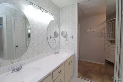 8154 Treetop Ln, Pensacola, FL 32514 - Photo 8