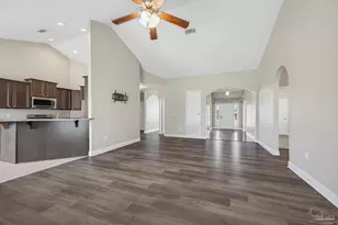 5626 Churchill Downs Ct, Pace, FL 32571 - Photo 10