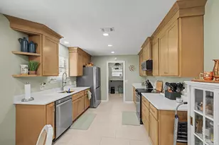 2145 Mykell Dr, Milton, FL 32583 - Photo 8