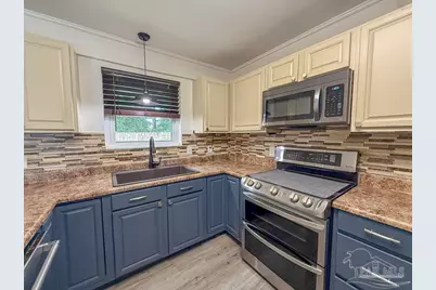 5535 Debbie Dr, Milton, FL 32570 - Photo 10
