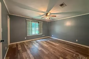 5535 Debbie Dr, Milton, FL 32570 - Photo 12